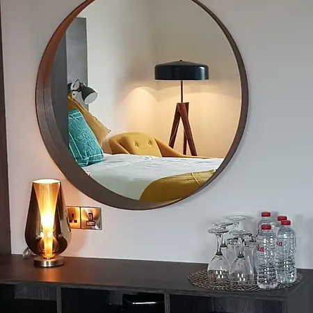 Base 2* Ντίνγκλε